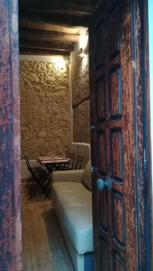 カリアリResidenze San Domenicoアパートメント エクステリア 写真